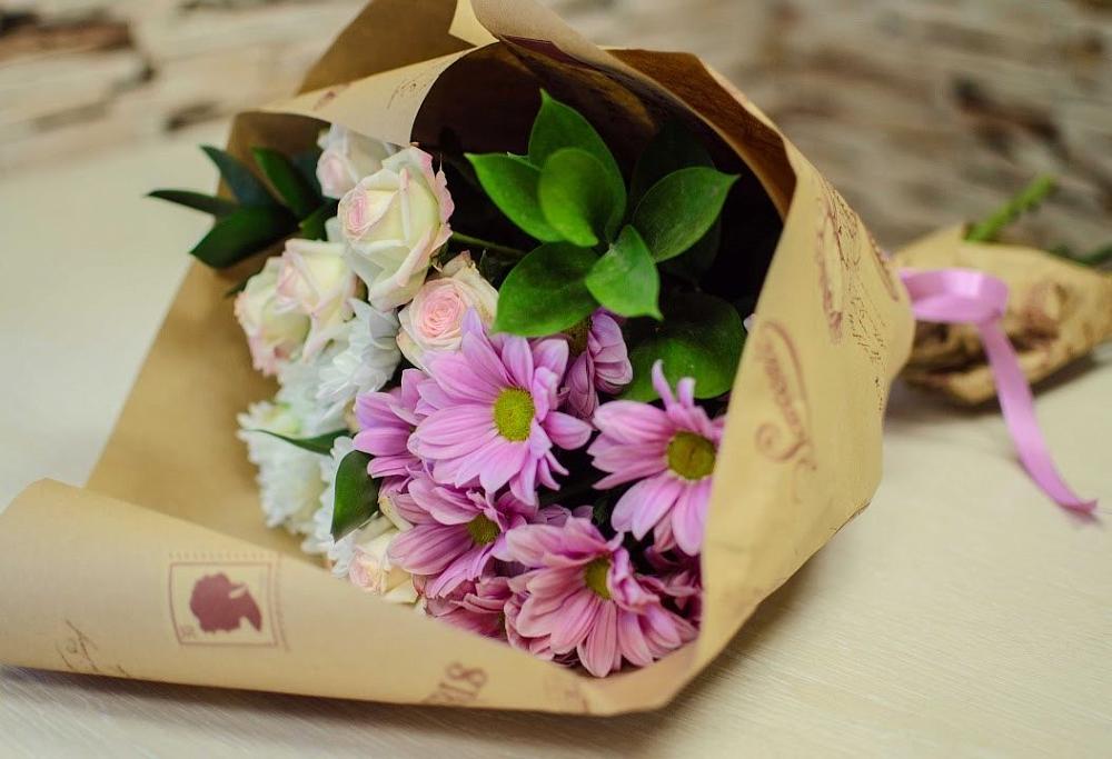 Букет цветов из: Розы и Хризантемы в Радченском