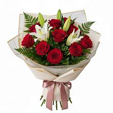 Букет цветов из:  Лилии и Розы в Радченском