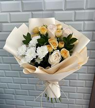 Букет цветов из:  Розы и Хризантемы в Радченском