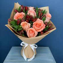 Букет цветов из:  Розы и Альстромерии в Радченском