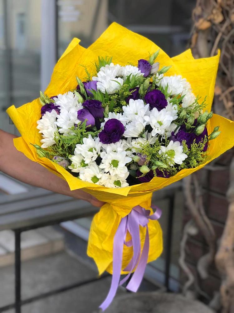 Букет цветов из: Ирисы, Хризантемы и Ромашки в Радченском