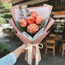 Букет цветов из:  Розы в Радченском