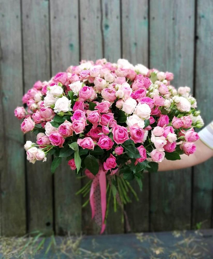 Букет Розовые кустовые розы Натали и Лав Лидия в Радченском