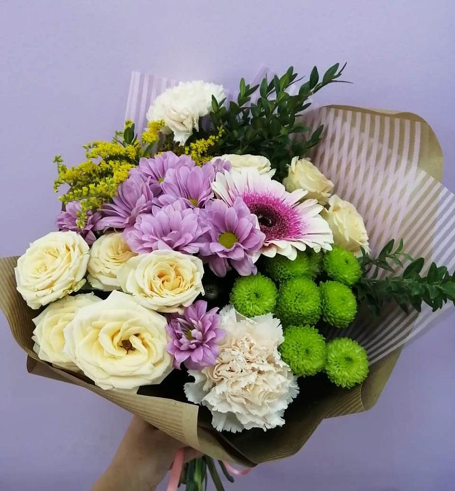 Букет цветов из: Хризантемы, Розы, Гвоздики и Герберы в Радченском