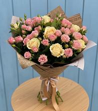 Букет цветов из:  Розы в Радченском