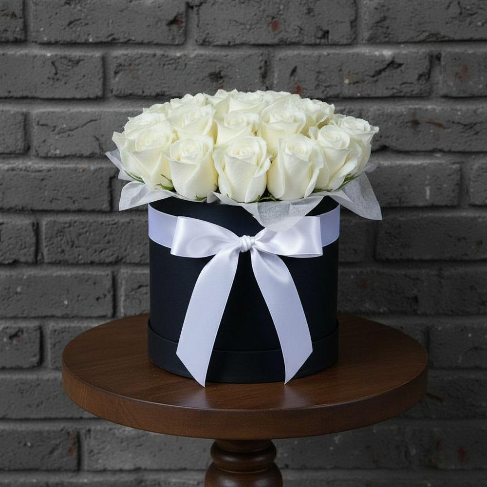 Цветочная композиция из Розы в шляпной коробке в Радченском