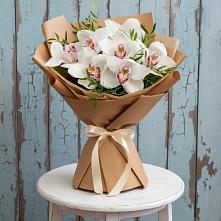 Букет цветов из:  Орхидеи и Розы в Радченском