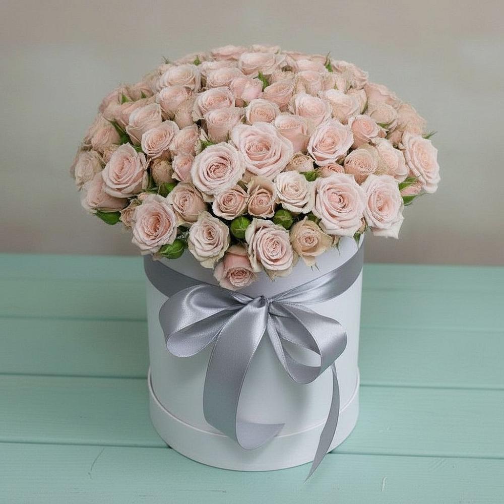 Цветочная композиция из Розы в шляпной коробке в Радченском