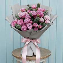 Букет цветов из:  Розы в Радченском